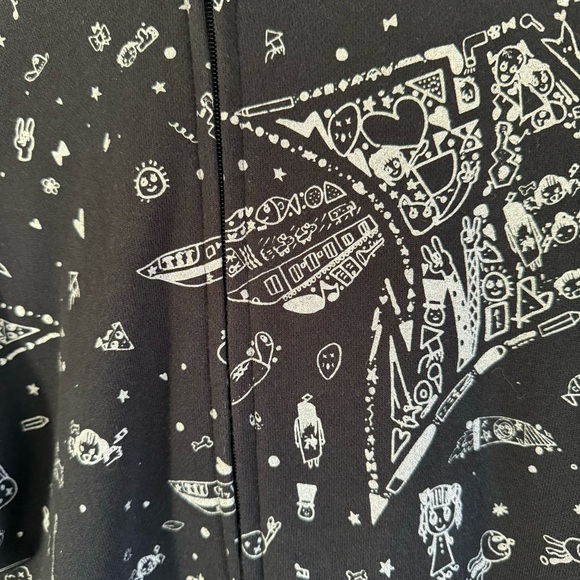 BABYMETAL *RARE* Doodle Hoodie Size Medium - Picture 4 of 6
